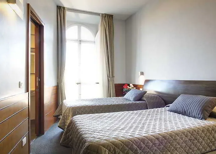 Гостевой дом La Luna Romana 3*
