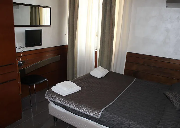 La Luna Romana 3* Рим